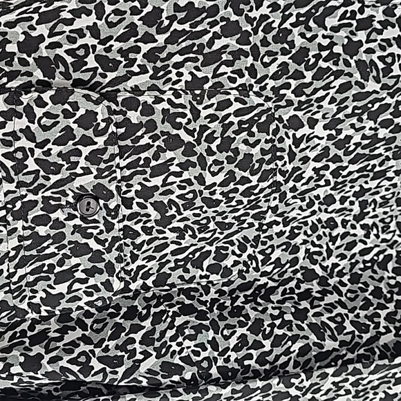 Notations Gray & Black Leopard Print Button Front Blouse wFront Pockets & Slits - Picture 7 of 16